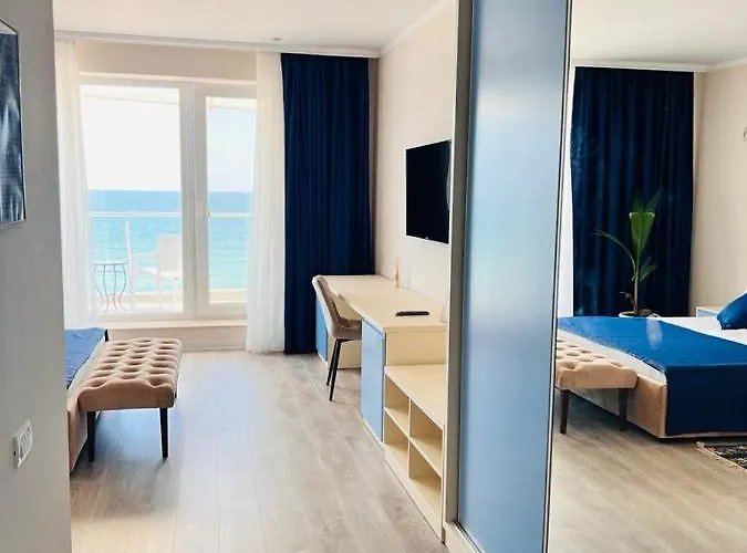 Kir House On The بيت ضيافة