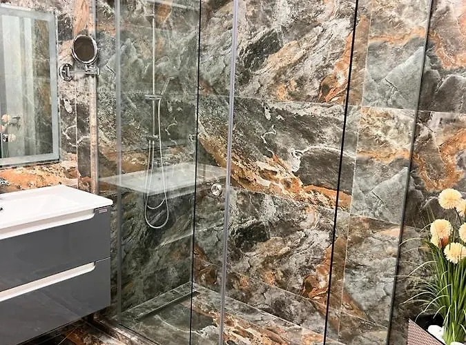 Kir House On The بيت ضيافة 4*