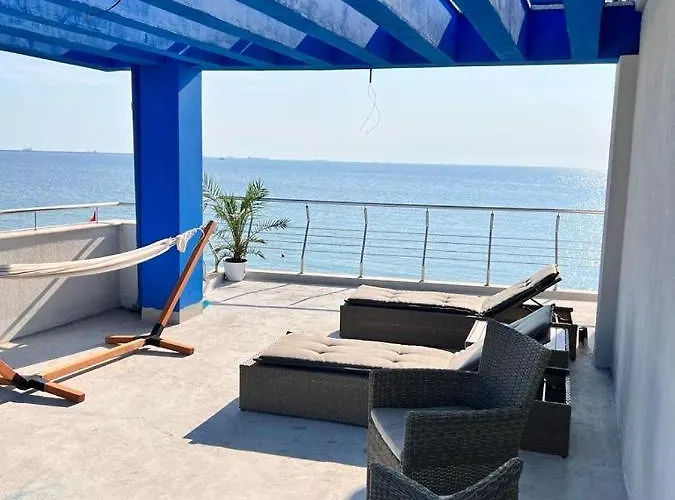 Kir House On The إيفوري نورد