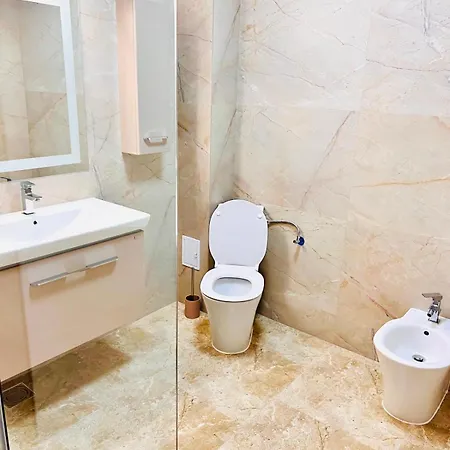 Kir House On The 4* エフォリエ・ノルド