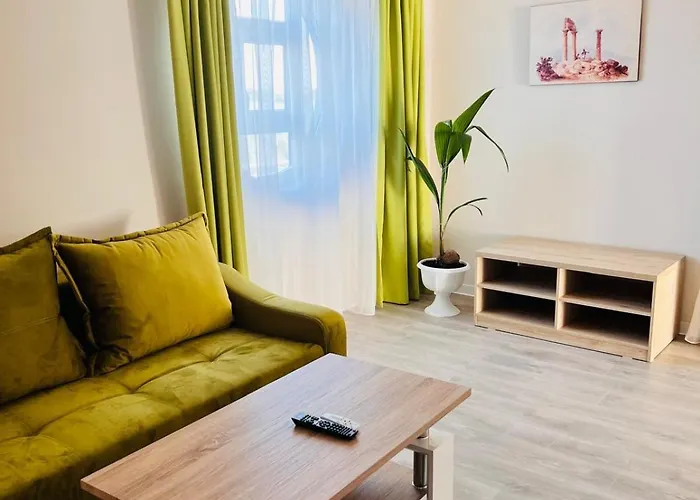 Kir House On The 招待所 4*